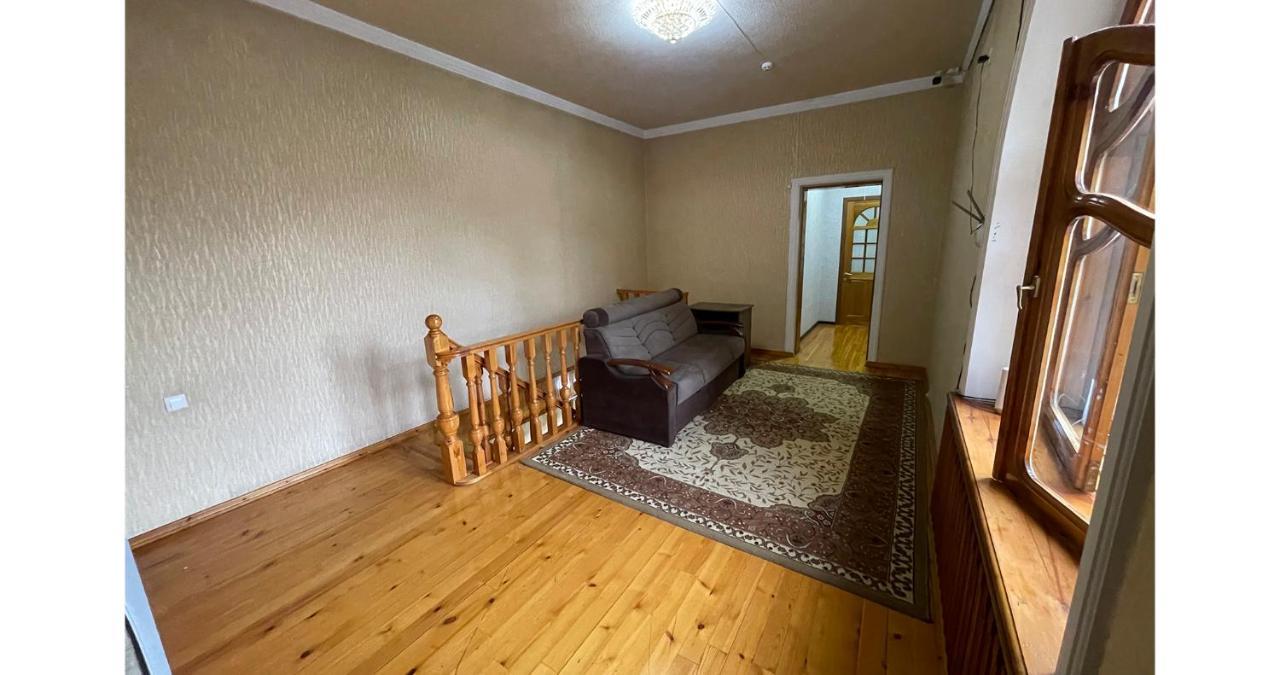 Old Inn Hostel Taszkent Zewnętrze zdjęcie
