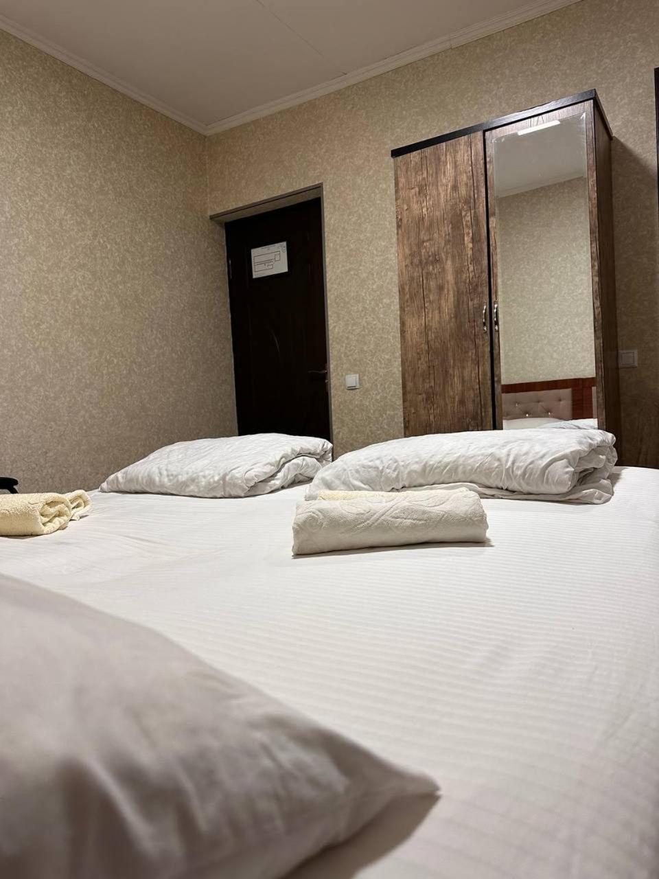 Old Inn Hostel Taszkent Zewnętrze zdjęcie