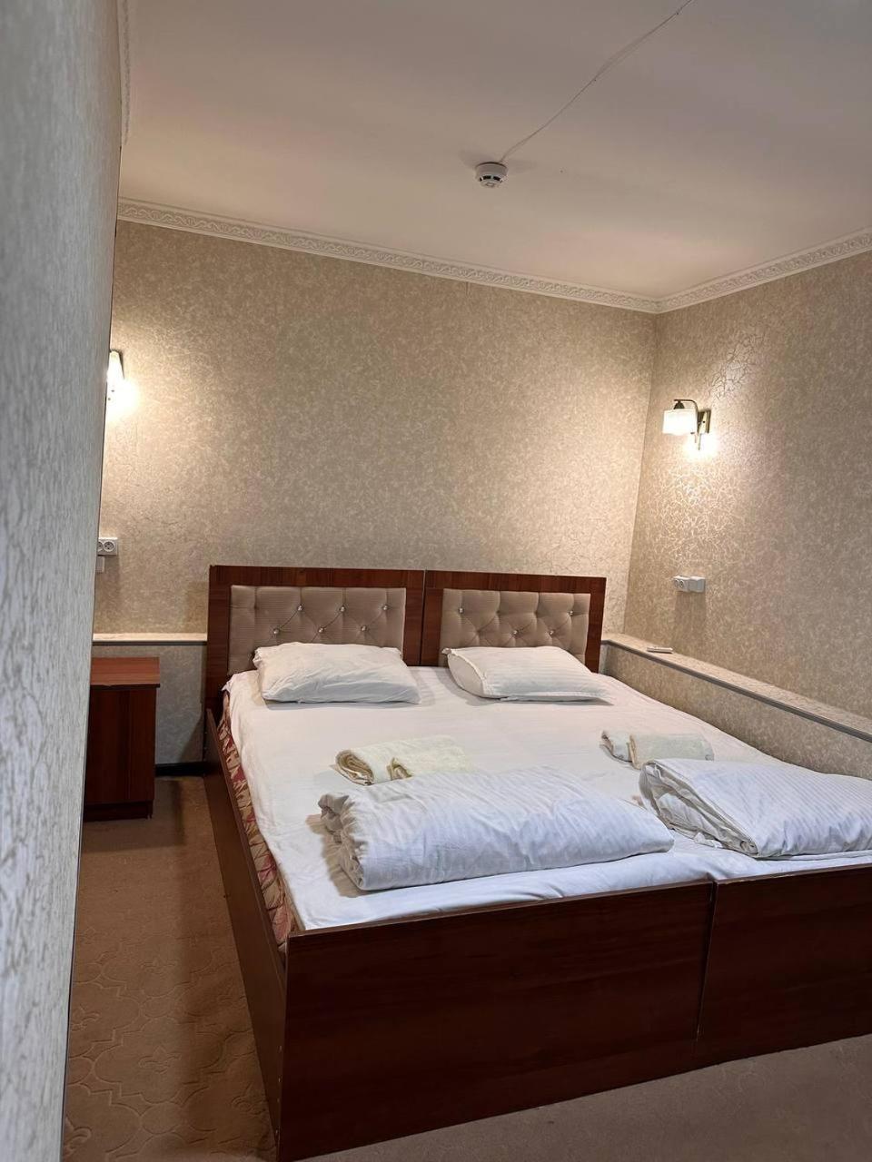 Old Inn Hostel Taszkent Zewnętrze zdjęcie